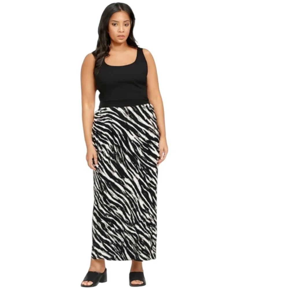 Know One Cares Zebra Print Pleated Midi Skirt Black & White Animal Print Size M‎
